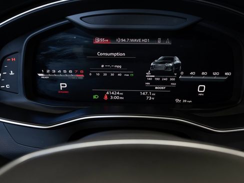 Used 2022 Audi S6 Prestige w/ Prestige Package image 31