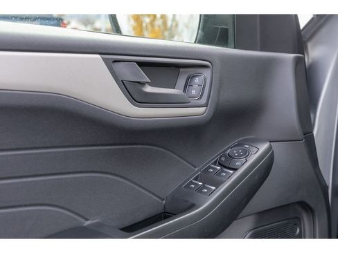 Used 2022 Ford Escape SE w/ Convenience Package image 19