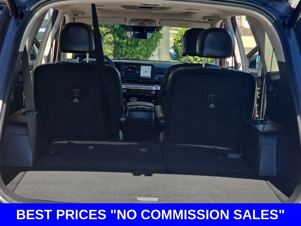 Used 2025 Kia Telluride S FWD image 13