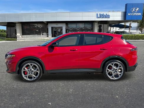 Used 2024 Alfa Romeo Tonale Veloce AWD/4WD image 6