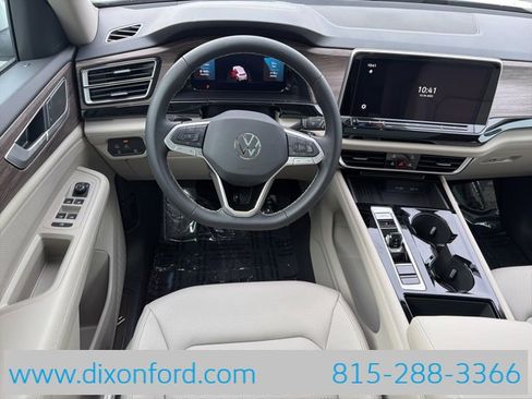 New 2026 Volkswagen Atlas SEL image 22