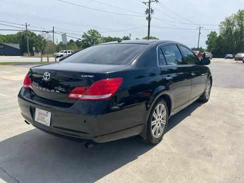 Used 2010 Toyota Avalon Limited image 5