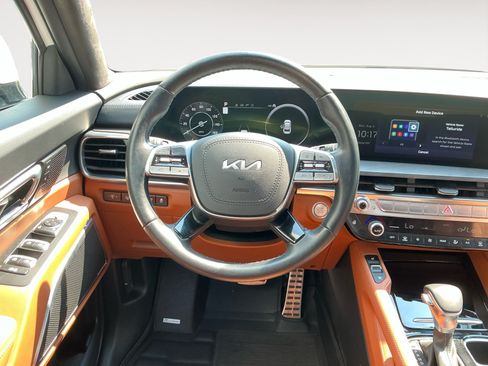 Used 2024 Kia Telluride SX Prestige X-Pro AWD/4WD image 12