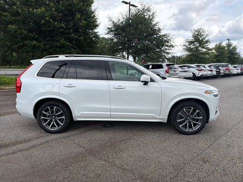 Used 2019 Volvo XC90 T6 Momentum AWD/4WD image 8