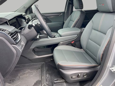 Used 2025 GMC Acadia AT4 w/ LPO, Floor Liner Package image 26