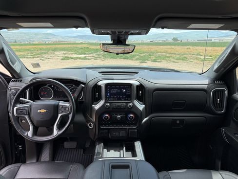 Used 2021 Chevrolet Silverado 1500 LTZ w/ LTZ Premium Package AWD/4WD image 34