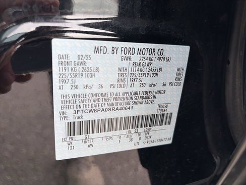 Used 2025 Ford Maverick Lobo AWD/4WD image 34