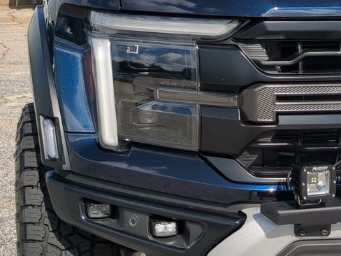 Used 2024 Ford F150 Raptor AWD/4WD image 8