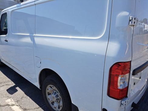 Used 2021 Nissan NV 2500 SV RWD image 19