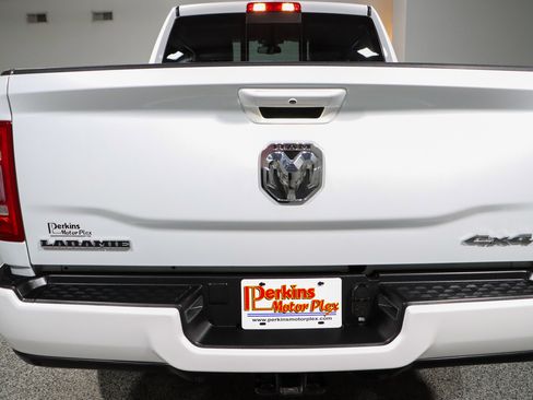 Used 2023 RAM 2500 Laramie AWD/4WD image 8