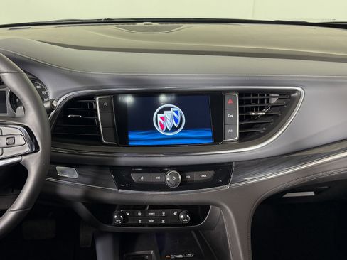 Used 2023 Buick Enclave Essence w/ Sport Touring Edition image 13