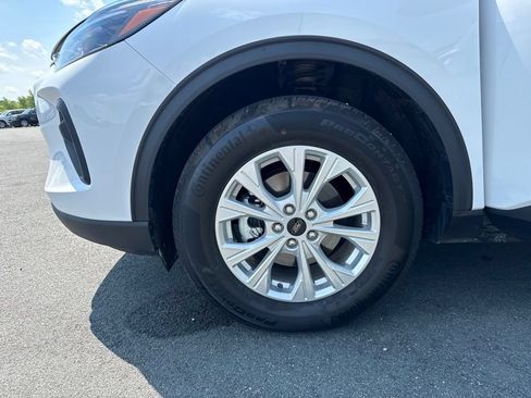 Used 2025 Ford Escape Active w/ Tech Pack #1 AWD/4WD image 40
