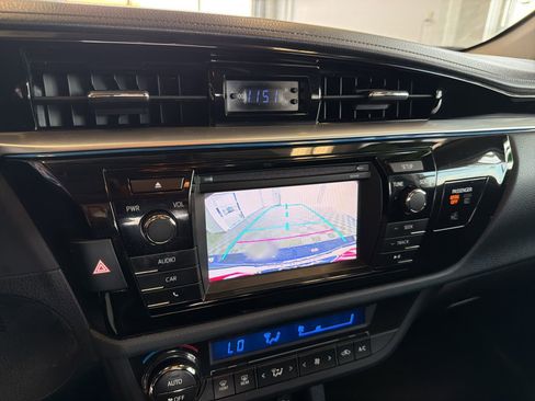 Used 2014 Toyota Corolla S image 24