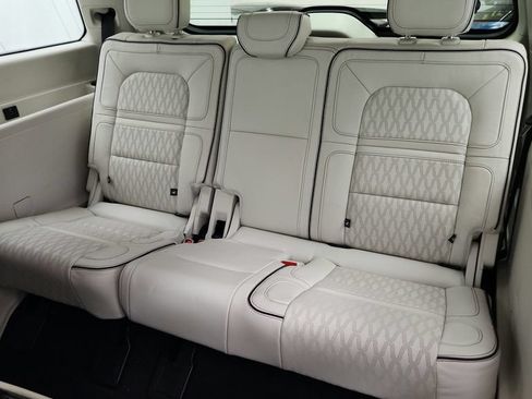 Used 2024 Lincoln Navigator Black Label AWD/4WD image 39