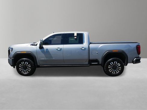 Used 2025 GMC Sierra 2500 Denali Ultimate AWD/4WD image 6