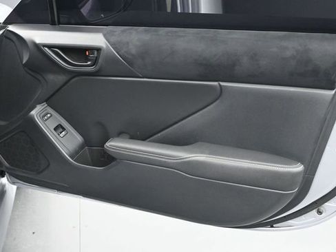 Used 2022 Toyota GR86 Premium RWD image 11