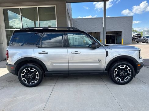 Certified 2023 Ford Bronco Sport Outer Banks AWD/4WD image 9