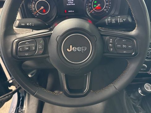 Used 2024 Jeep Wrangler Unlimited Sport AWD/4WD image 34
