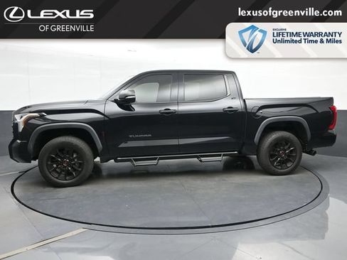 Used 2023 Toyota Tundra SR5 w/ SR5 Convenience Package AWD/4WD image 5