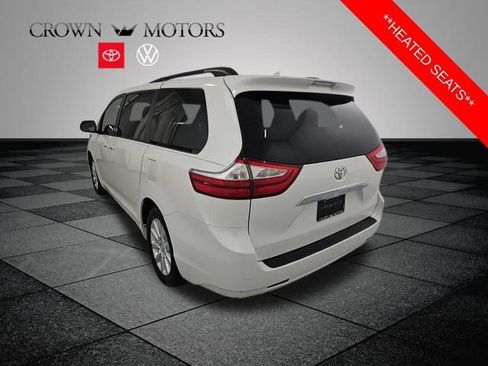 Used 2017 Toyota Sienna Limited Premium AWD/4WD image 4