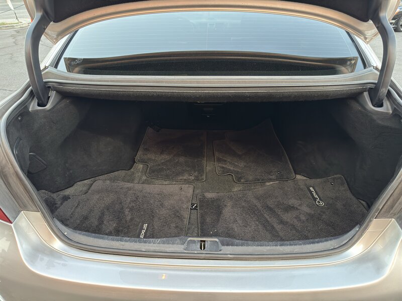 Used 2012 Lexus LS 460 w/ Sport Pkg RWD image 17