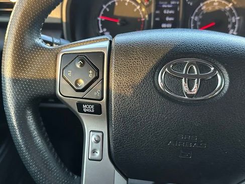 Used 2020 Toyota 4Runner SR5 image 21