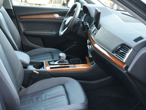 Certified 2023 Audi Q5 2.0T Premium Plus w/ Premium Plus Package AWD/4WD image 26