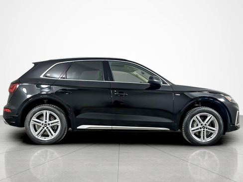 Used 2023 Audi Q5 e Premium Plus w/ Premium Plus Package image 6