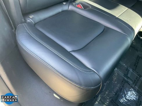 Used 2022 Tesla Model Y Performance image 50