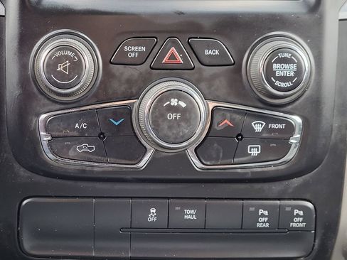 Used 2018 RAM 1500 Big Horn AWD/4WD image 10