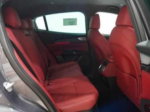 New 2025 Maserati Grecale GT image 34