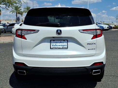 Used 2024 Acura RDX SH-AWD image 6