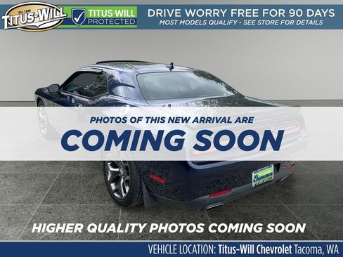 Used 2015 Dodge Challenger SXT Plus w/ Driver Convenience Group RWD image 4