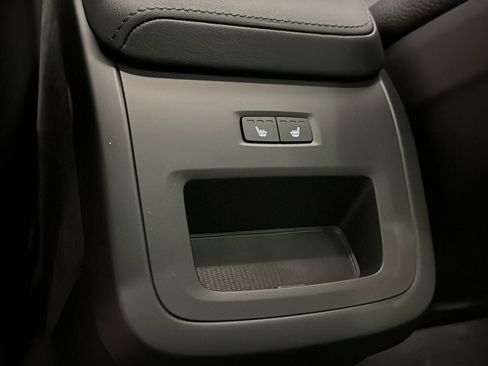 New 2026 Volvo V60 B5 Cross Country Plus w/ Climate Package image 28