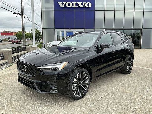 New 2026 Volvo XC60 B5 Ultra w/ Climate Package AWD/4WD image 3