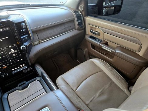 Used 2024 RAM 3500 Limited w/ Safety Group image 8