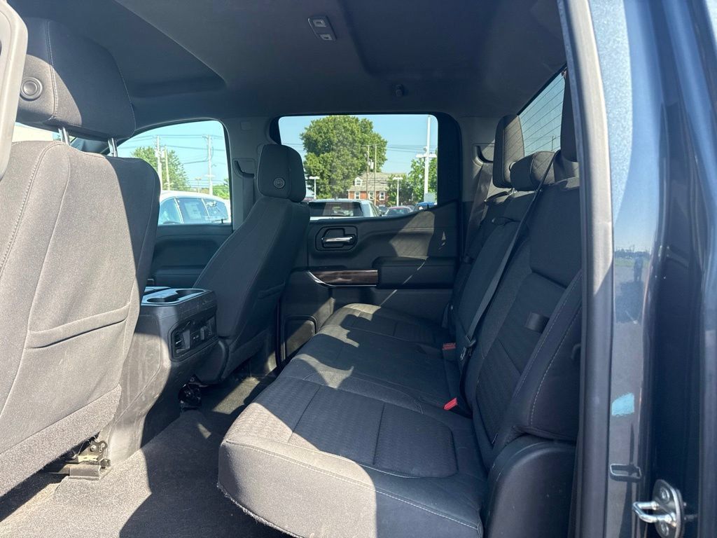 Used 2020 Chevrolet Silverado 1500 RST AWD/4WD image 5