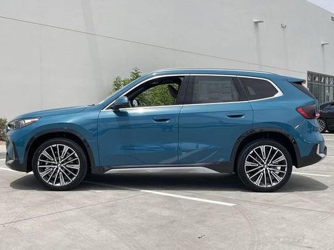 Used 2025 BMW X1 xDrive28i w/ Convenience Package AWD/4WD image 9