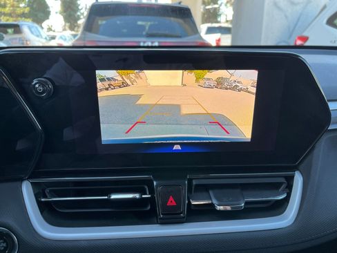 Used 2025 Chevrolet TrailBlazer LT image 17