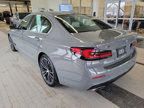 Used 2022 BMW 530i xDrive w/ Convenience Package image 7