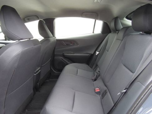 Used 2026 Toyota Prius LE AWD/4WD image 15