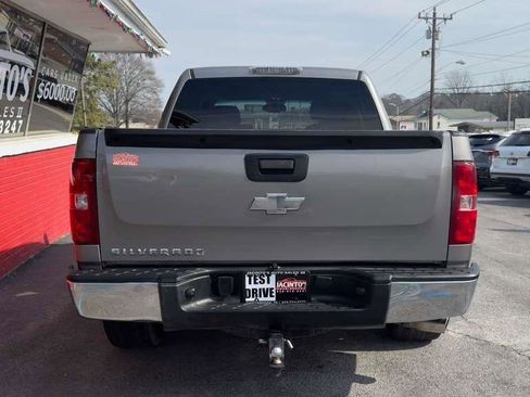 Used 2009 Chevrolet Silverado 1500 LT w/ Power Pack Plus RWD image 4