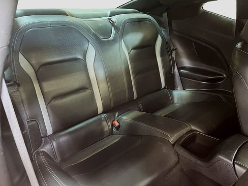 Used 2019 Chevrolet Camaro SS RWD image 26
