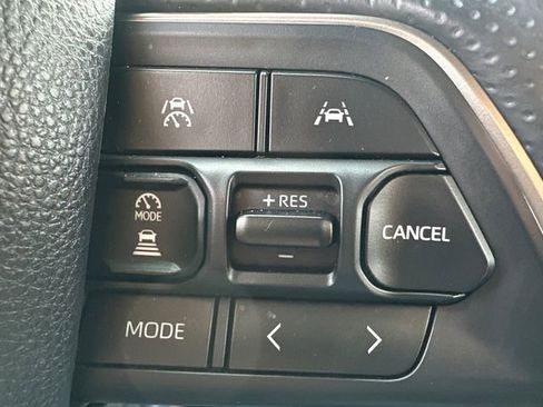 Certified 2025 Toyota 4Runner TRD Sport AWD/4WD image 32