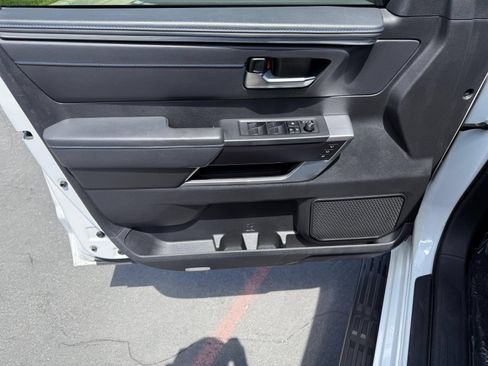 Certified 2023 Toyota Sequoia Platinum AWD/4WD image 10