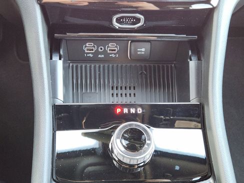 New 2026 Jeep Grand Cherokee L 2WD image 18