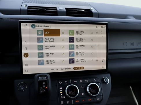 New 2026 Land Rover Defender 130 X-Dynamic SE AWD/4WD image 22