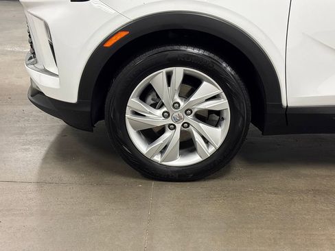 Used 2024 Buick Encore GX Preferred FWD image 11