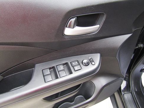 Used 2016 Honda CR-V LX image 9