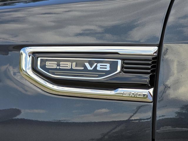Used 2022 GMC Sierra 1500 SLT w/ SLT Premium Package AWD/4WD image 7